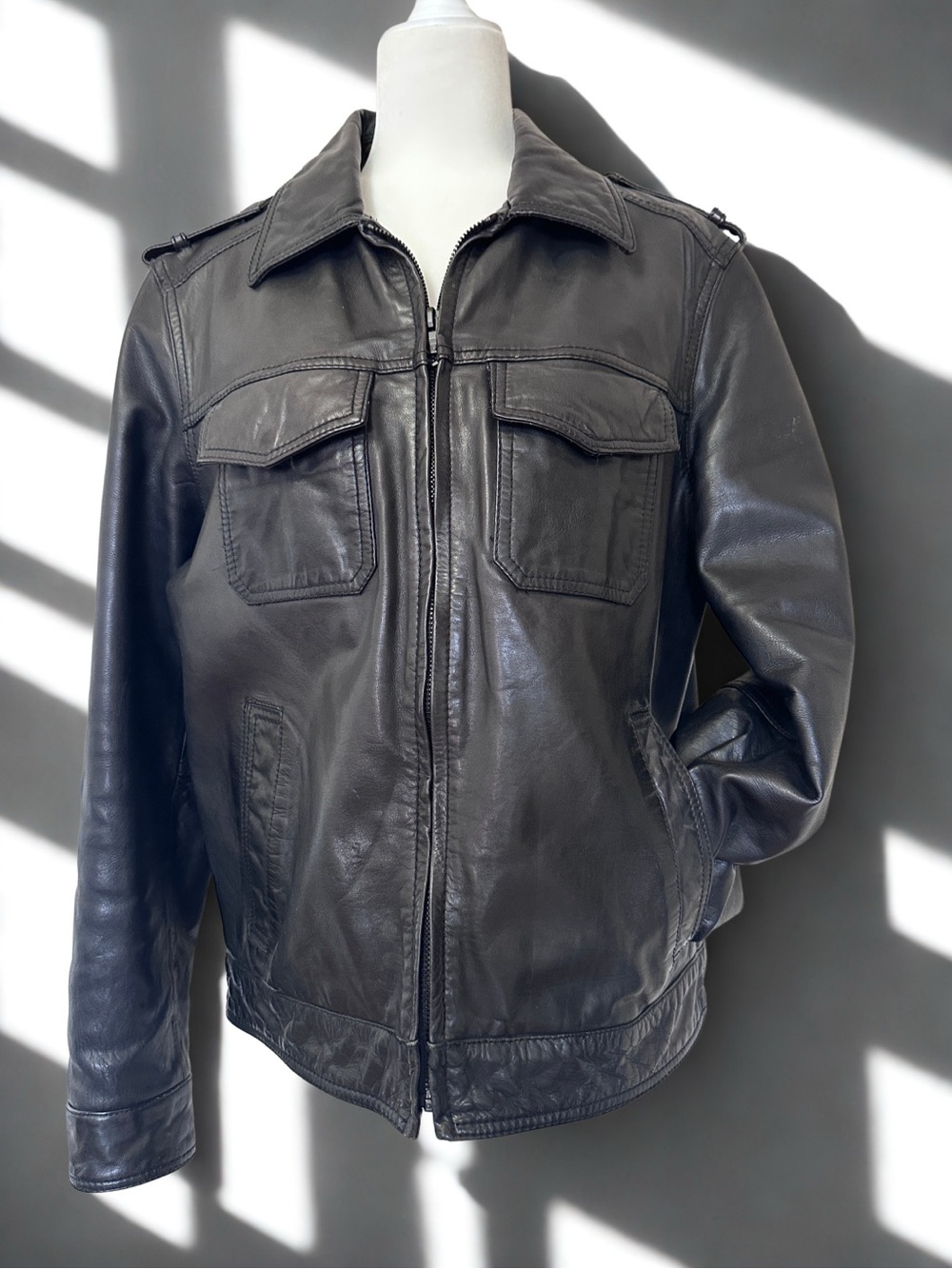 Tommy Hilfiger Men's Genuine Leather Two-Pocket Moto Jacket - Black - Size M